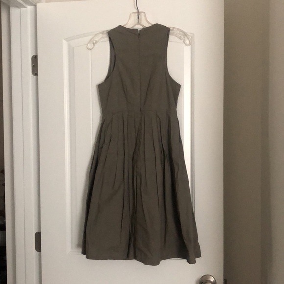 Gap size 0 pleated dress - Picture 4 of 7